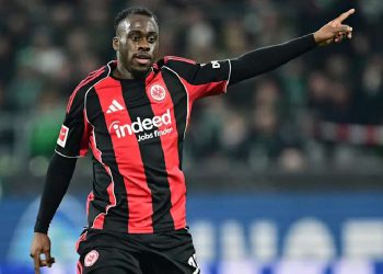 L&rsquo;Eintracht Francfort veut conserver Arnaud Kalimuendo