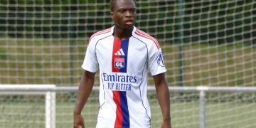 Enzo Molebe