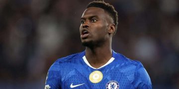 Benoît Badiashile pose ses valises à Naples pour se relancer